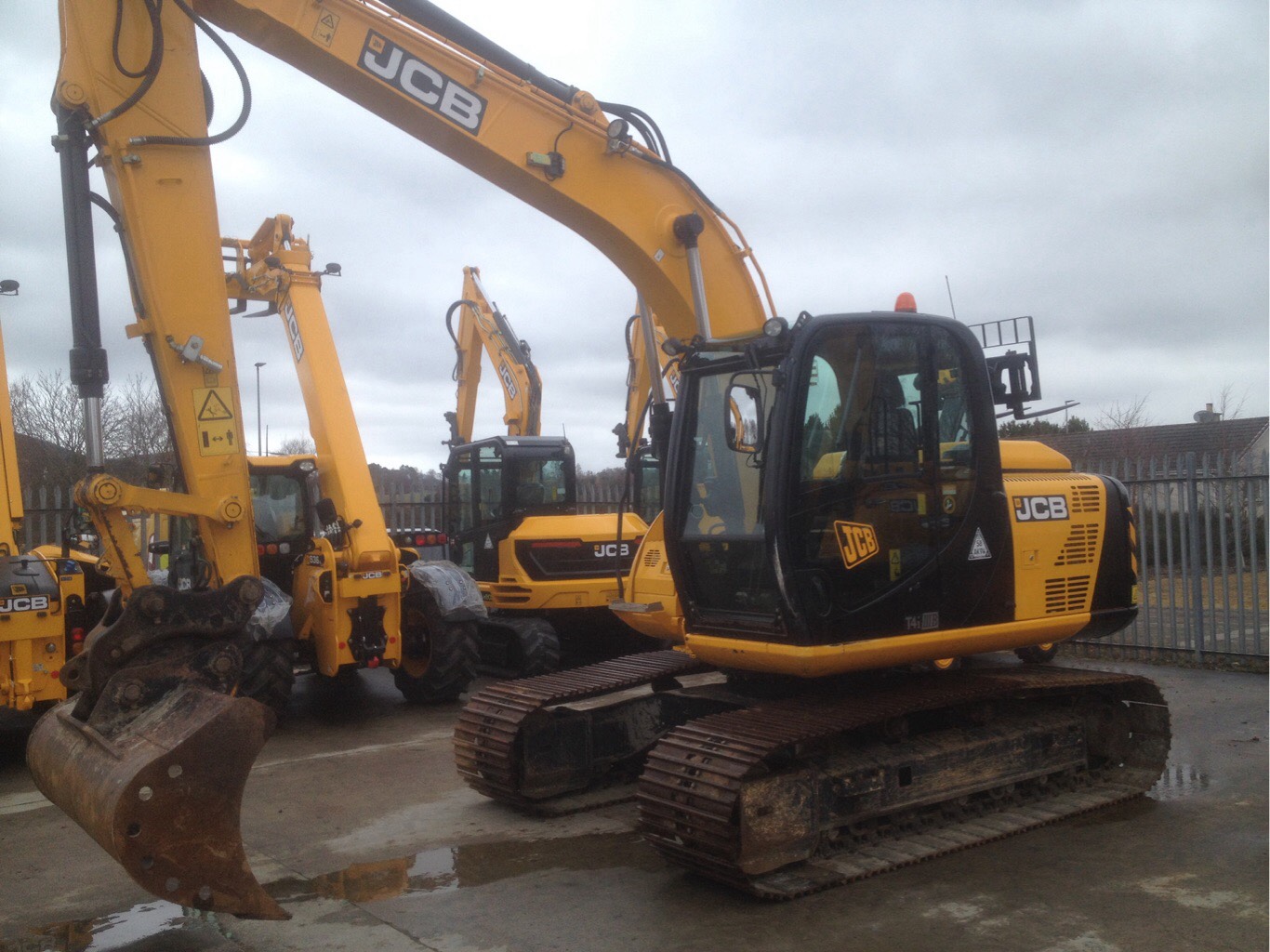 We offer parts for heavy equipment from the most trusted name brand  companies, including Hyundai, Doosan Hyundai motor company - Budget Request